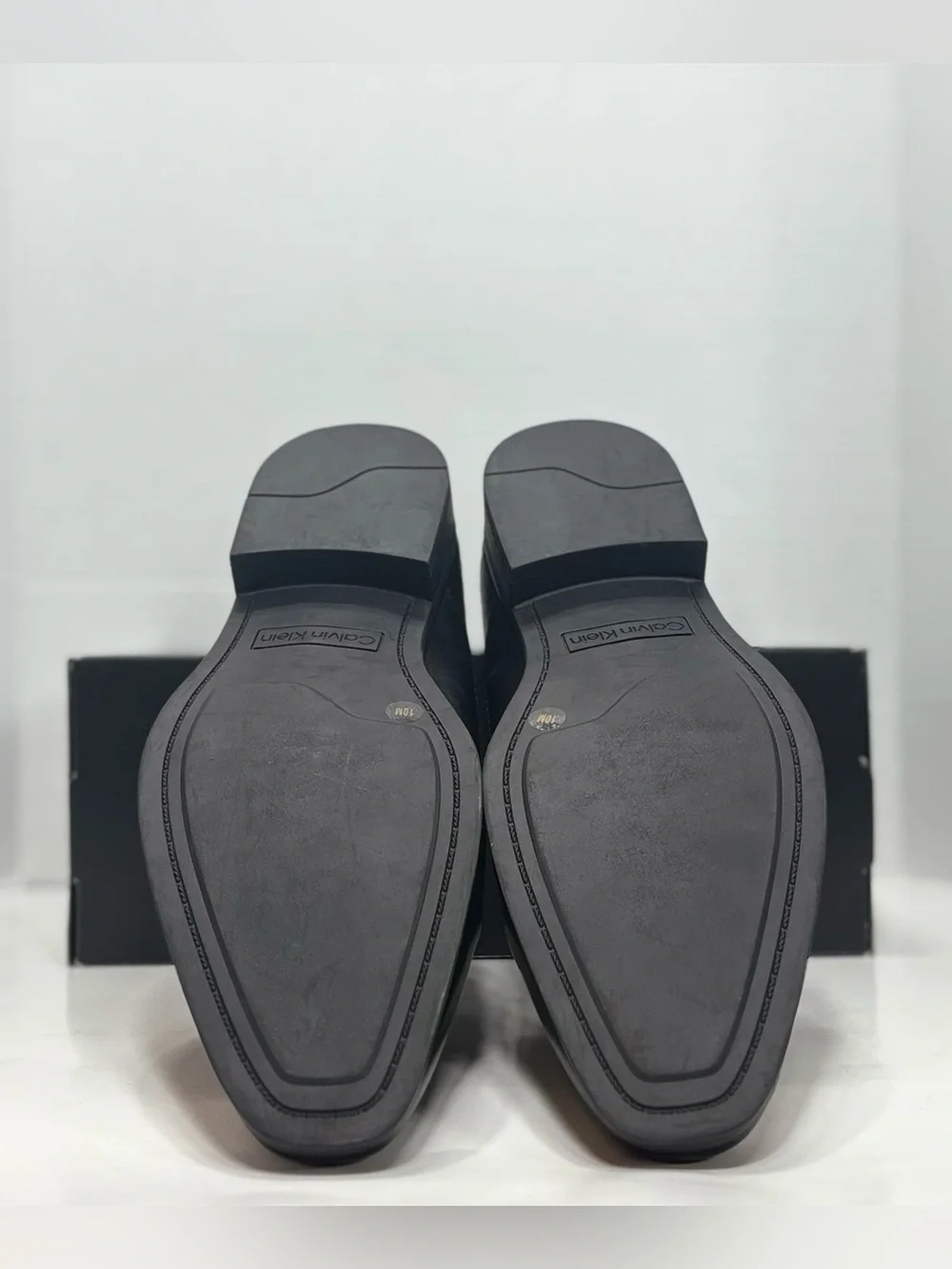 Size 10 Men Calvin Klein Men’s Drew Almond Toe Black Dress Shoes CMDREW NEW